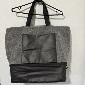 DSW Gray Textured Felt Weekender Tote  Travel Bag With Compartment 18x16x7‎ in